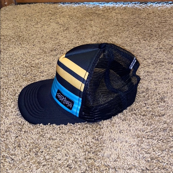 Senor Frogs hat - Picture 3 of 3